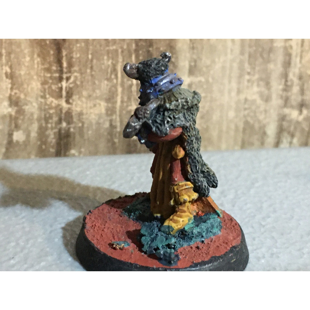 A32469 WARHAMMER FANTASY CITADEL VINTAGE HOBGOBLIN WARRIOR METAL PAINT BASE