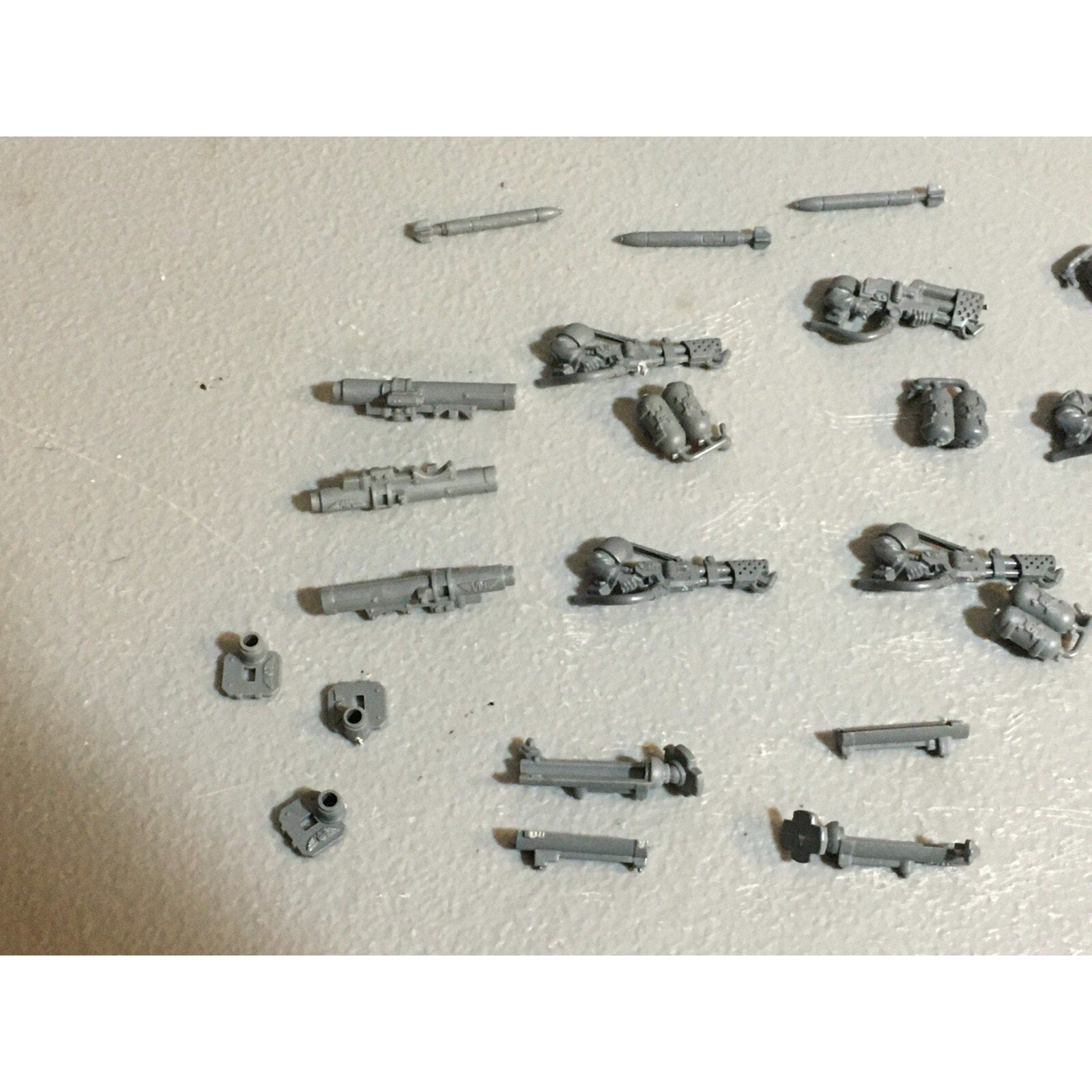 A17843 WARHAMMER 40K ASTRA IG GUARD CADIAN SPECIAL & HEAVY WEAPONS BITS LOT GW