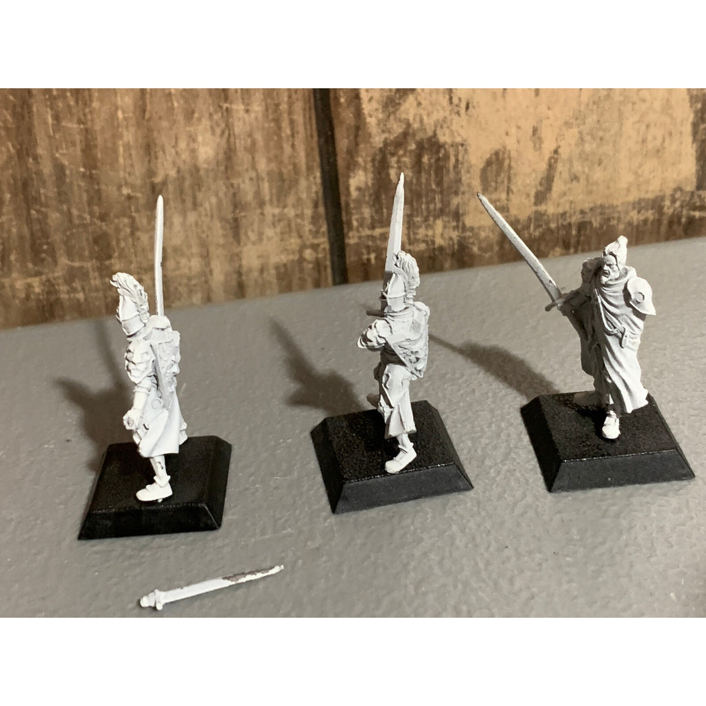 A10508 RACKHAM CONFRONTATION METAL OOP PALADINS OF ALAHAN