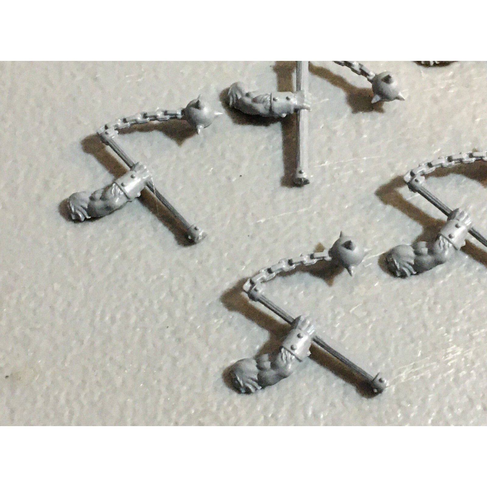 A23130 WARHAMMER FANTASY CHAOS BEASTMEN BITS LOT GORS BANNERS ARMS GW