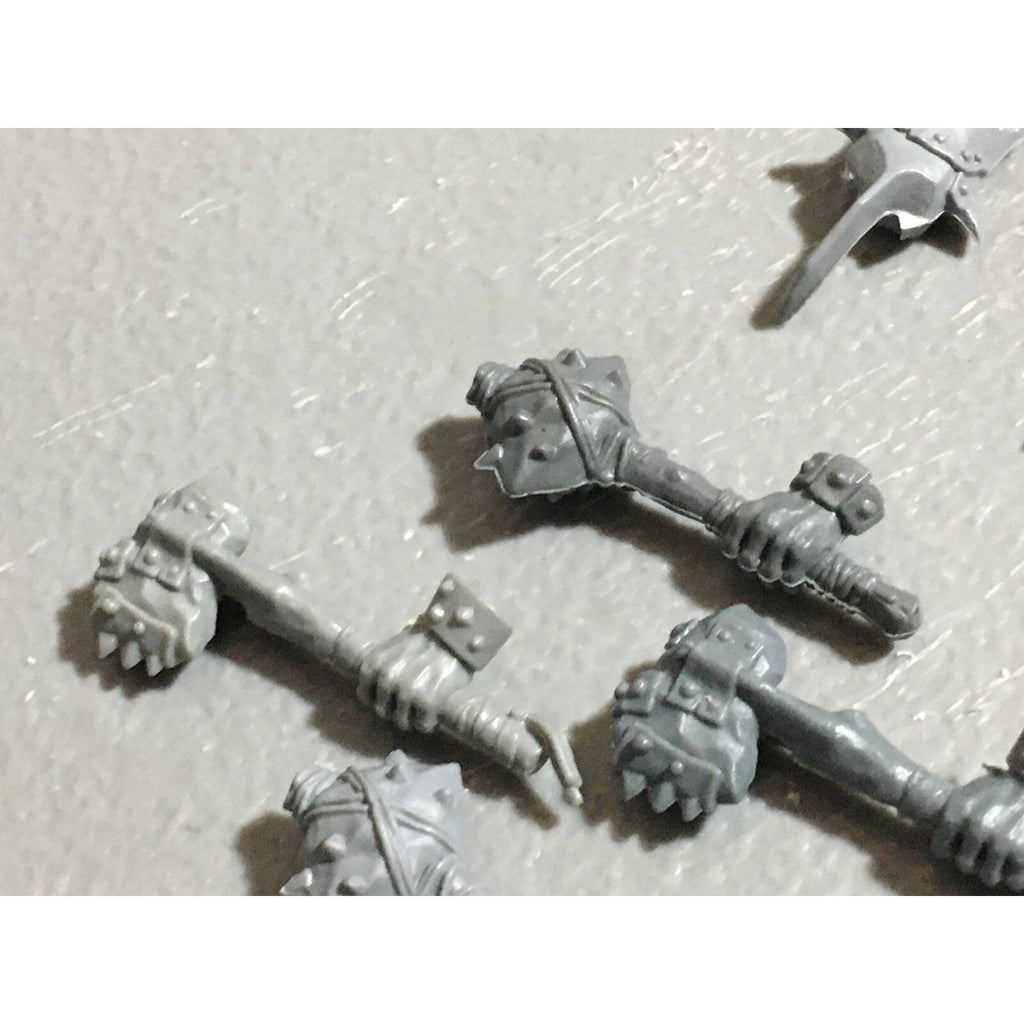 A22581 WARHAMMER FANTASY OGRE KINGDOMS BITS LOT HANDS GAMES WORKSHOP GW