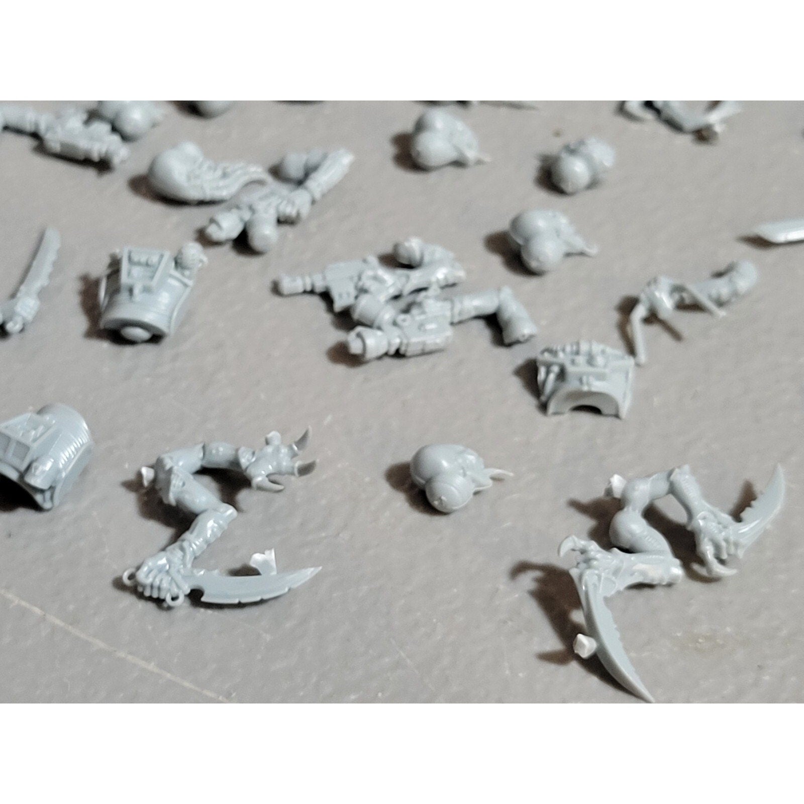 A19129 WARHAMMER 40K GENESTEALER CULTS OOP RARE ACOLYTE HYBIDS BITS LOT