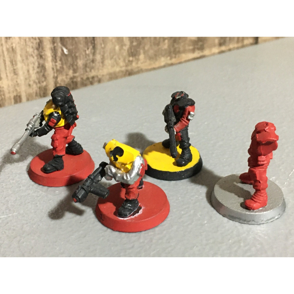 A19985 WARHAMMER 40K IMPERIAL GUARD ROGUE TRADER RTB07 4 PK ASTRA INCOMPLETE