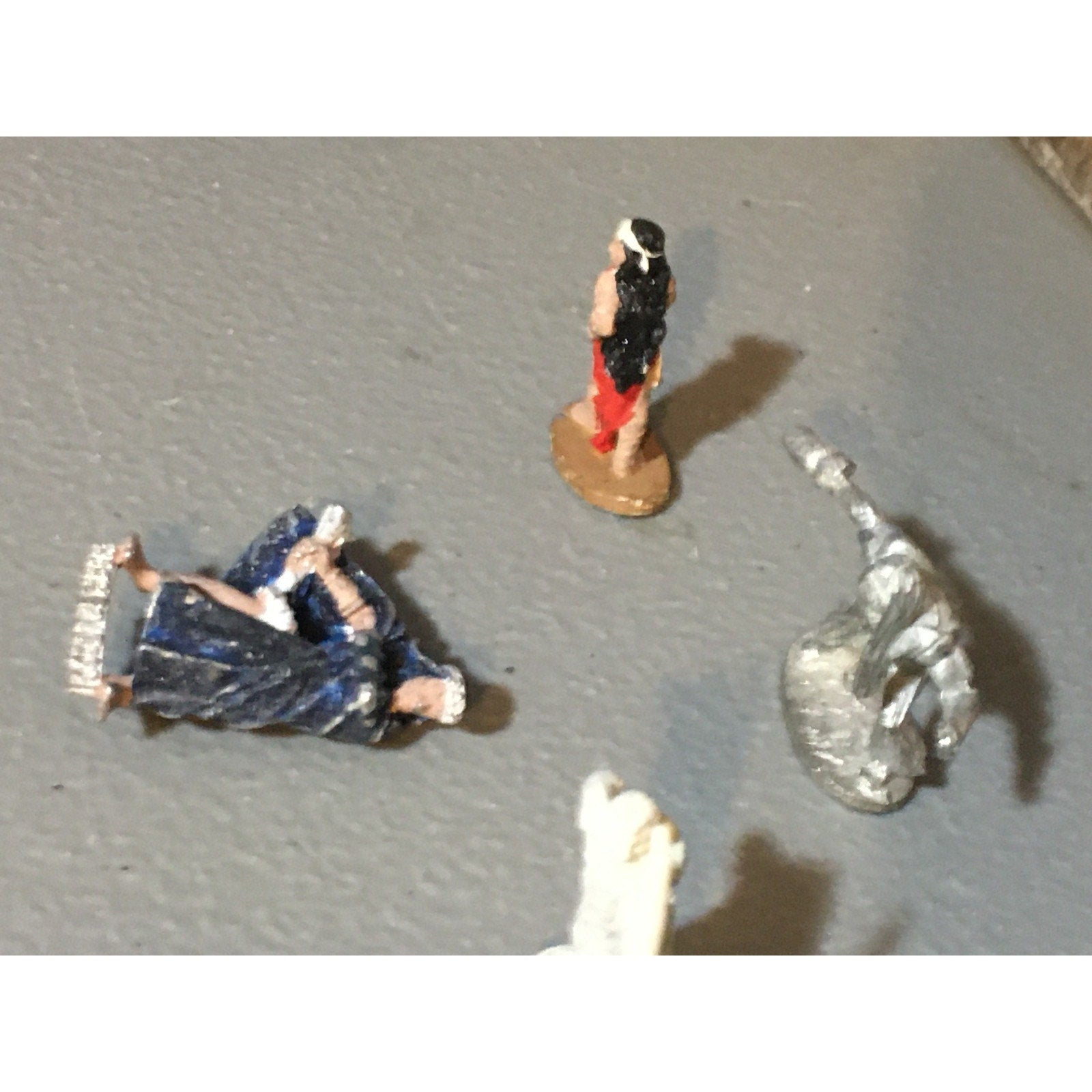 A34022 UNKNOWN METAL MINIATURES MIXED HUMAN MAGE FEMALE TABLETOP RPG