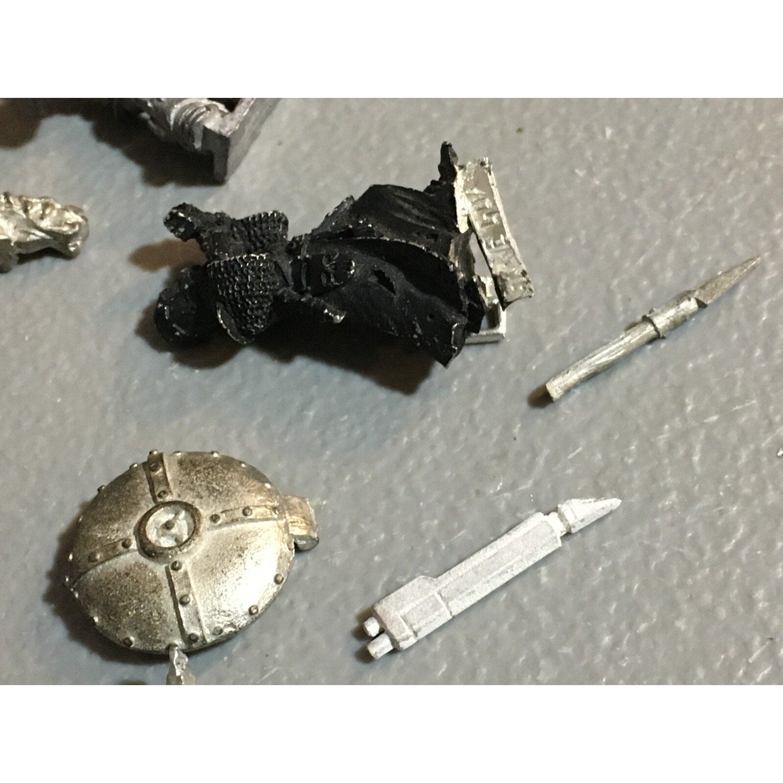 A23523 WARHAMMER FANTASY 40K BITS LOT INCOMPLETE STANDARD RIDER BANNER ELVES