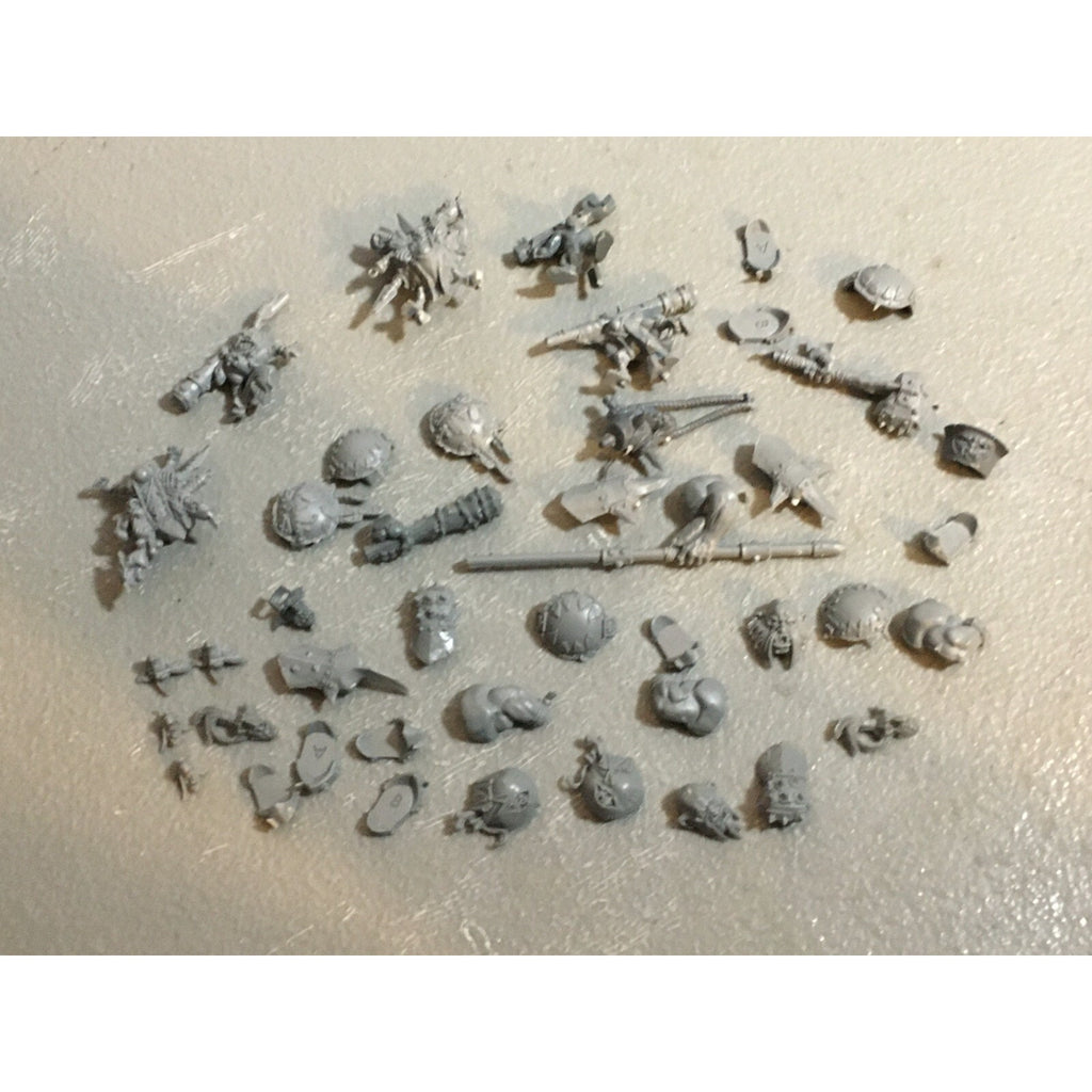 A20127 WARHAMMER FANTASY AOS OGRE KINGDOMS MANEATERS BITS LOT ARM GAMES WORKSHOP
