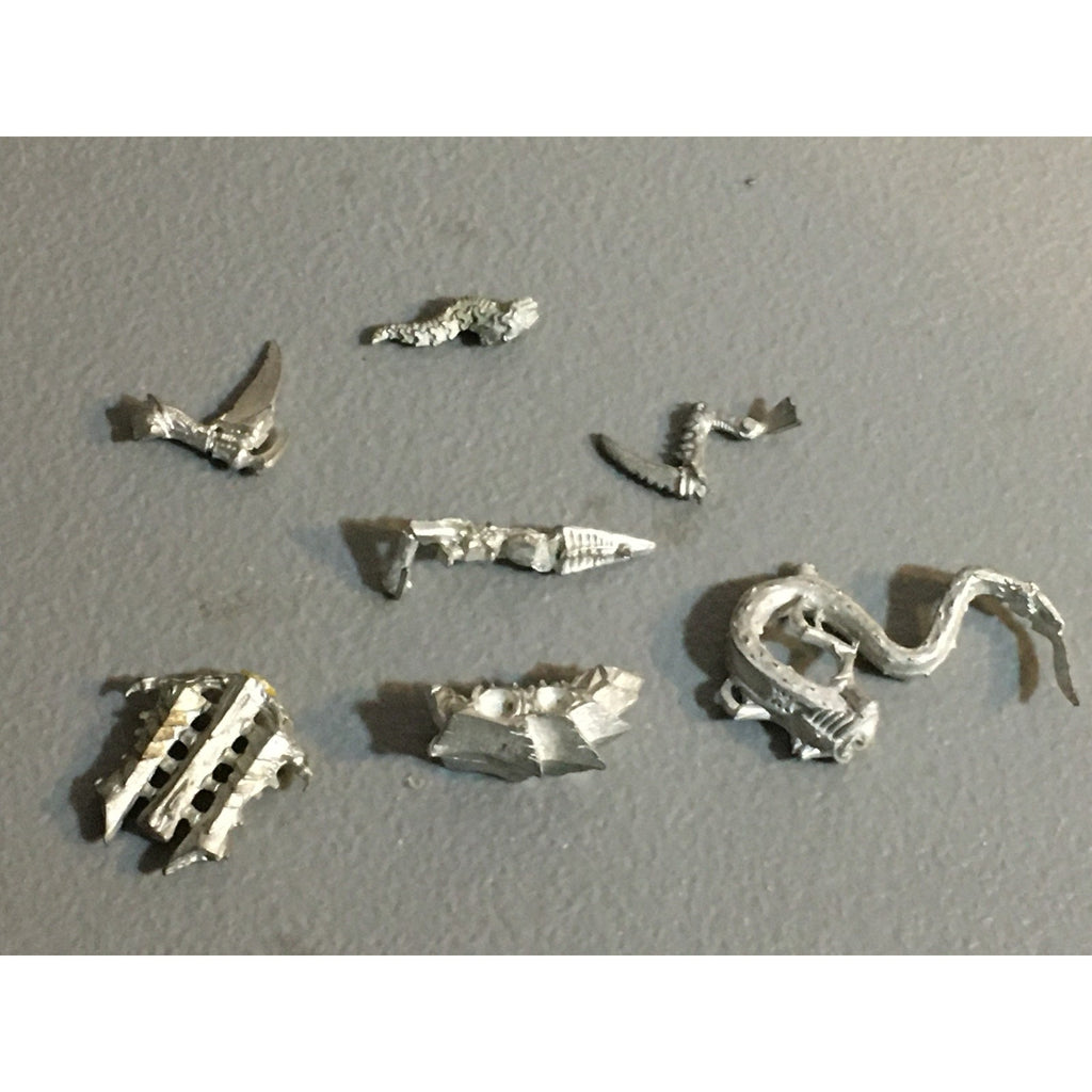A32815 WARHAMMER 40K TYRANIDS METAL BITS & INCOMPLETE LOT RAVENER RIPPER SCYTHIN