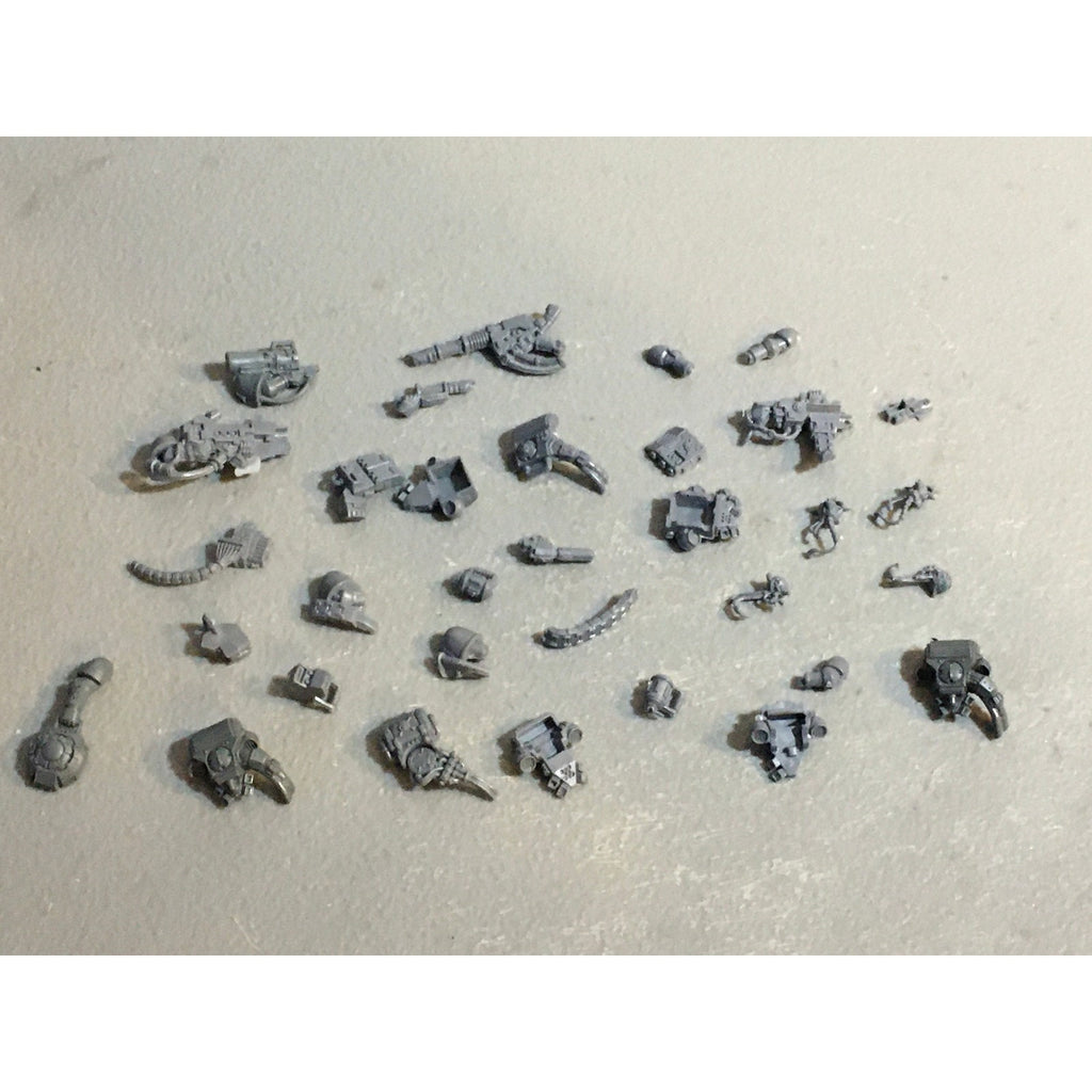 A29480 WARHAMMER 40K SPACE MARINES BITS LOT DEVASTATOR WEAPON BACKPACK GW