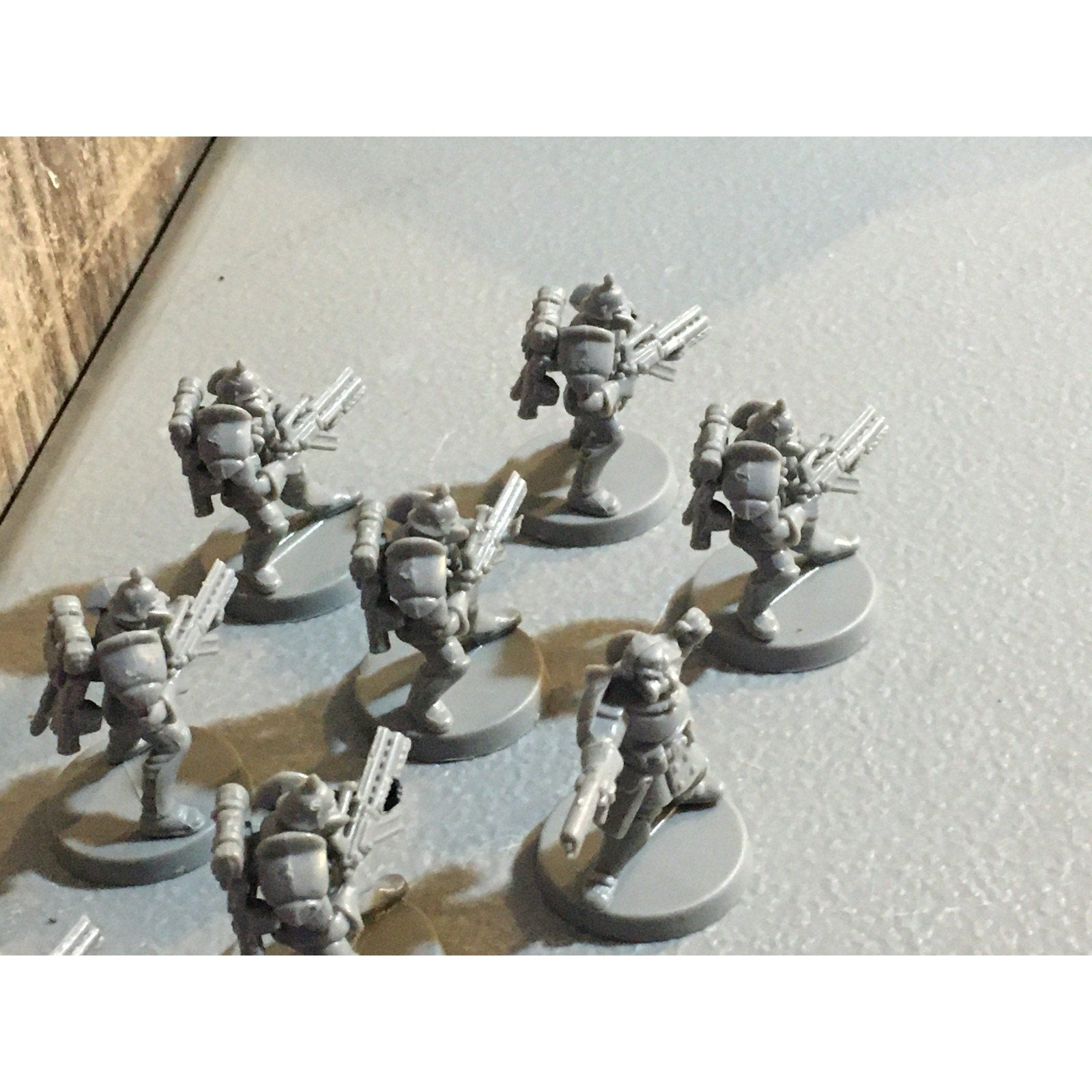 A30062 UNKNOWN TABLE TOP SCI-FI POWER ARMOR SOLDIERS 10 PK WAR GAMES