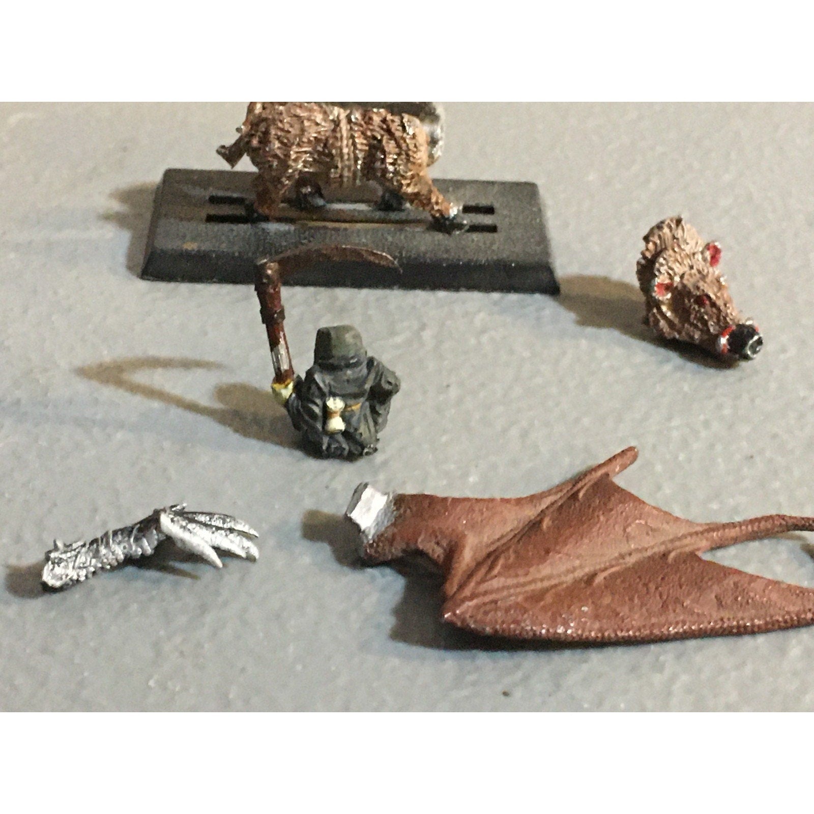 A32859 UNKNOWN METAL MINIATURES BOAR REAPER + WING CLAW BITS TABLETOP RPG