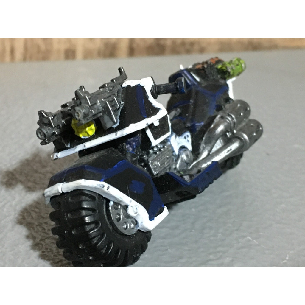 A20736 WARHAMMER 40K METAL SPACE MARINES METAL CAPTAIN ON BIKE OOP BIKER