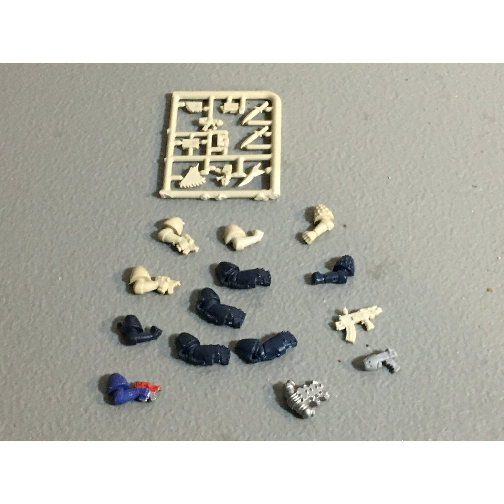A30752 WARHAMMER 40K SPACE MARINES RTB01 BITS LOT ROGUE TRADER ARMS BLADE GW