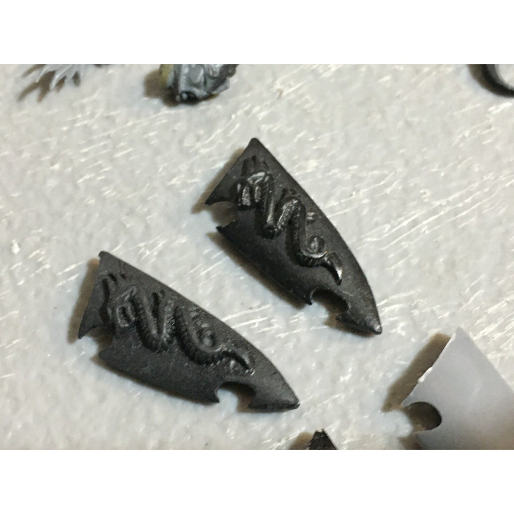 A23451 WARHAMMER FANTASY DARK ELVES BITS LOT ARMS HEADS SHIELDS GAMES WORKSHOP