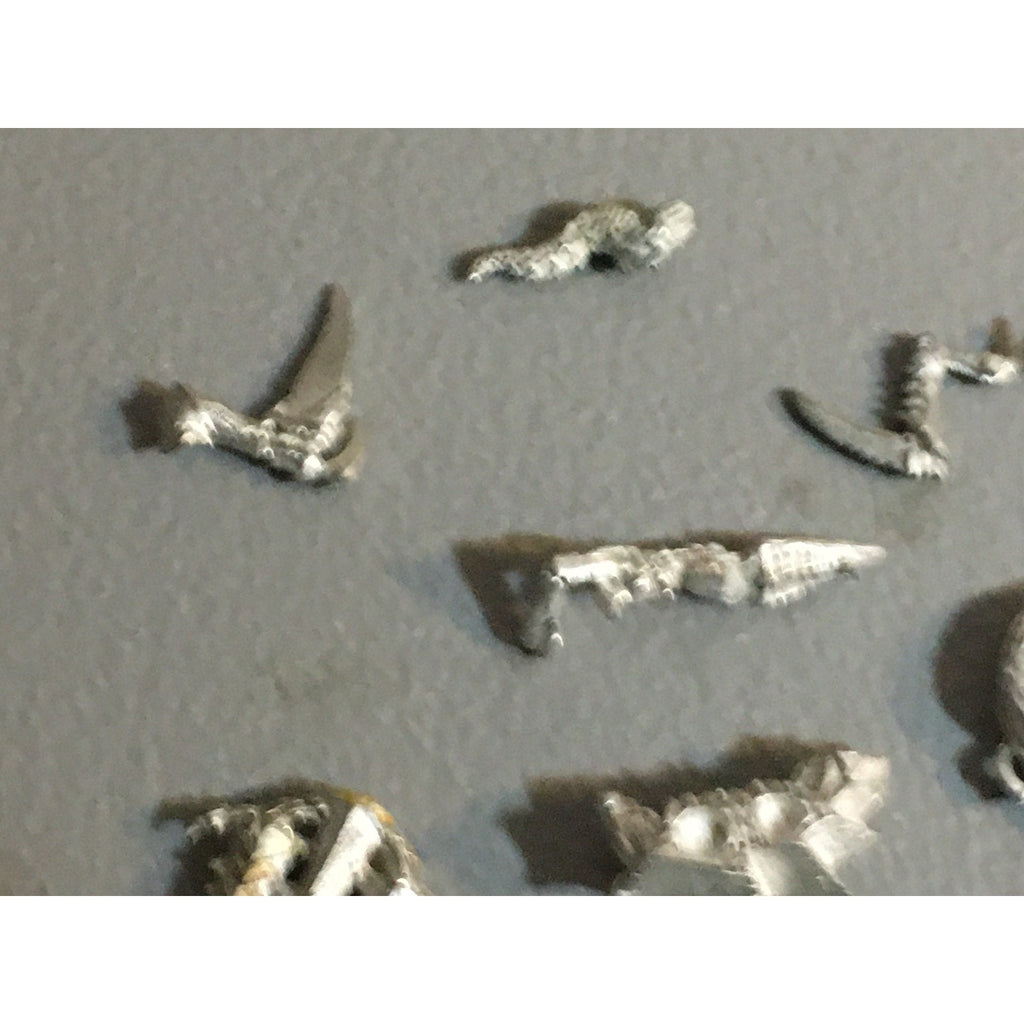 A32815 WARHAMMER 40K TYRANIDS METAL BITS & INCOMPLETE LOT RAVENER RIPPER SCYTHIN