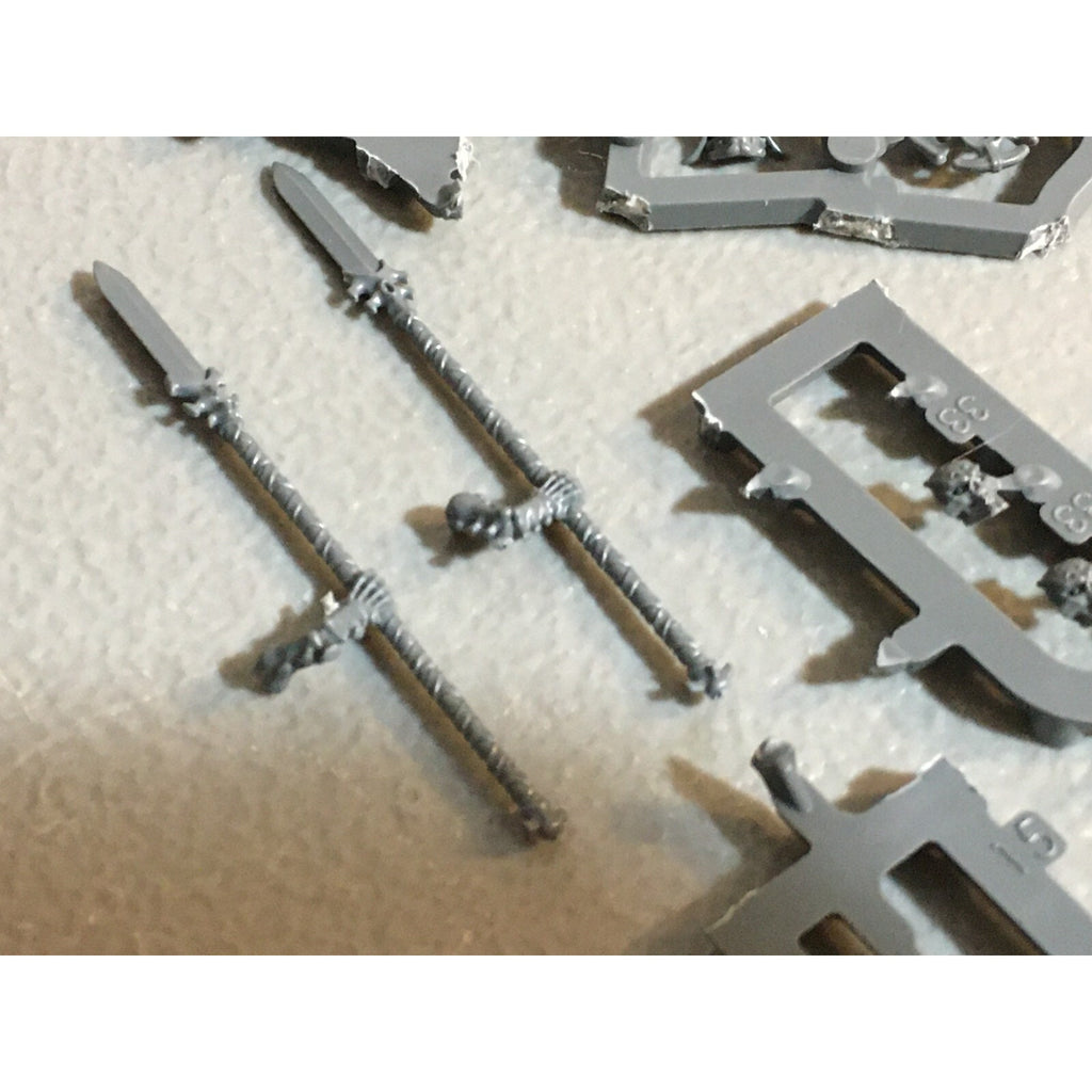 A23594 WARHAMMER AOS OSSIARCH BONEREAPERS BITS ON SPRUE LOT MORTEK GUARD GW