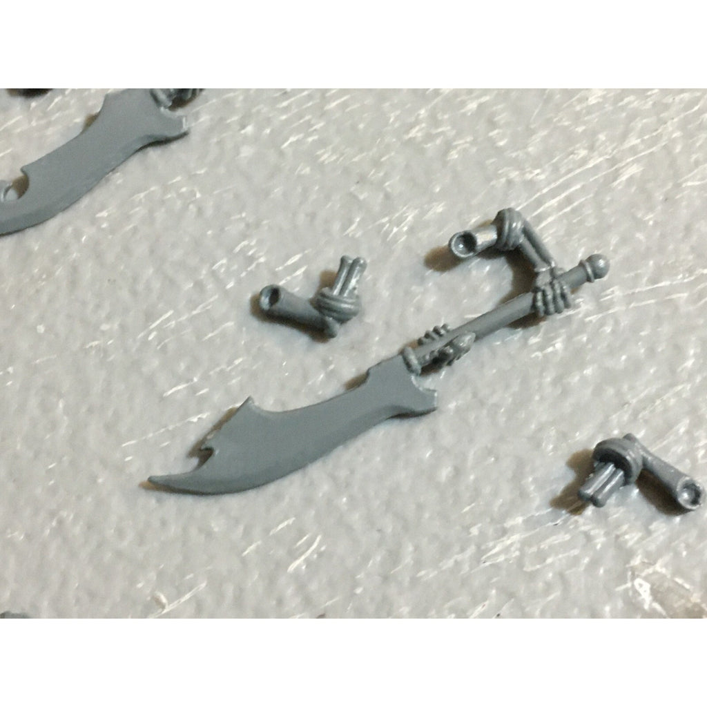 A23420 WARHAMMER FANTASY VAMPIRE COUNTS BITS LOT SKELETON WIGHT GREAT WEAPON ARM