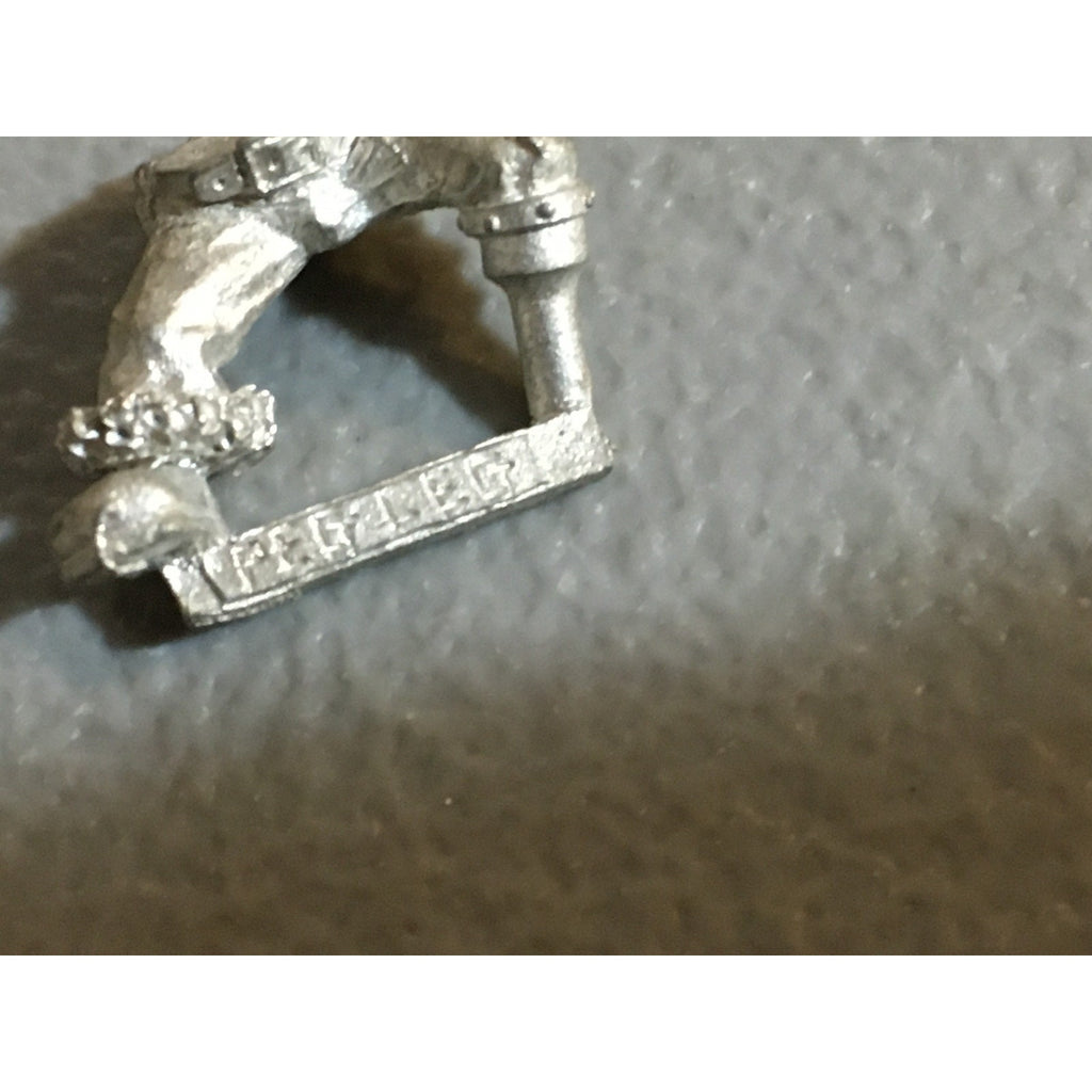 A32480 WARHAMMER 40K SPACE ORKS GORKAMORKA METAL BIONIC PEG LEG BIT GW