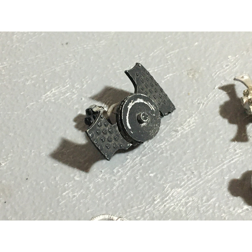 A22395 WARHAMMER 40K ELDAR CRAFTWORLDS METAL BITS LOT WEAPONS GAMES WORKSHOP GW