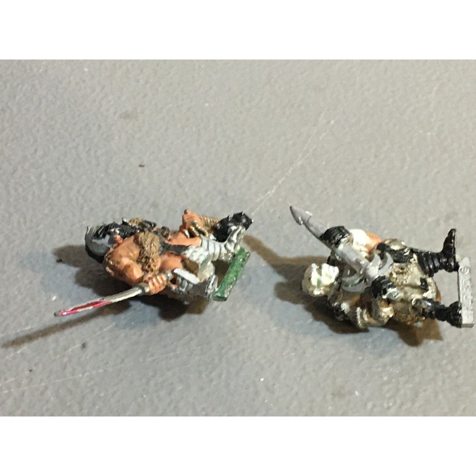 A29788 HHG HEARTBREAKER MINIATURES METAL BARBARIAN 2 PK