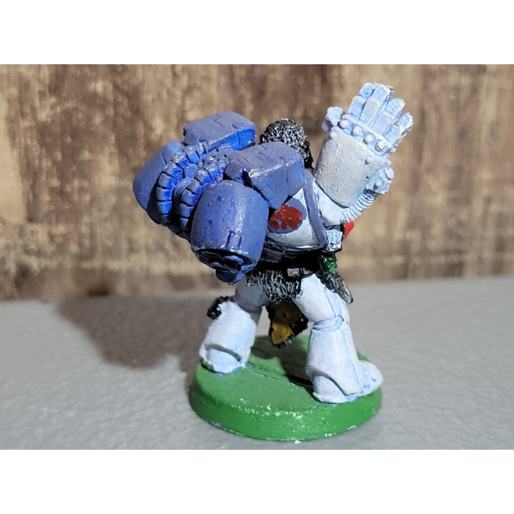 A18695 WARHAMMER 40K SPACE MARINES WOLVES BLOOD CLAW SERGEANT METAL W JUMP