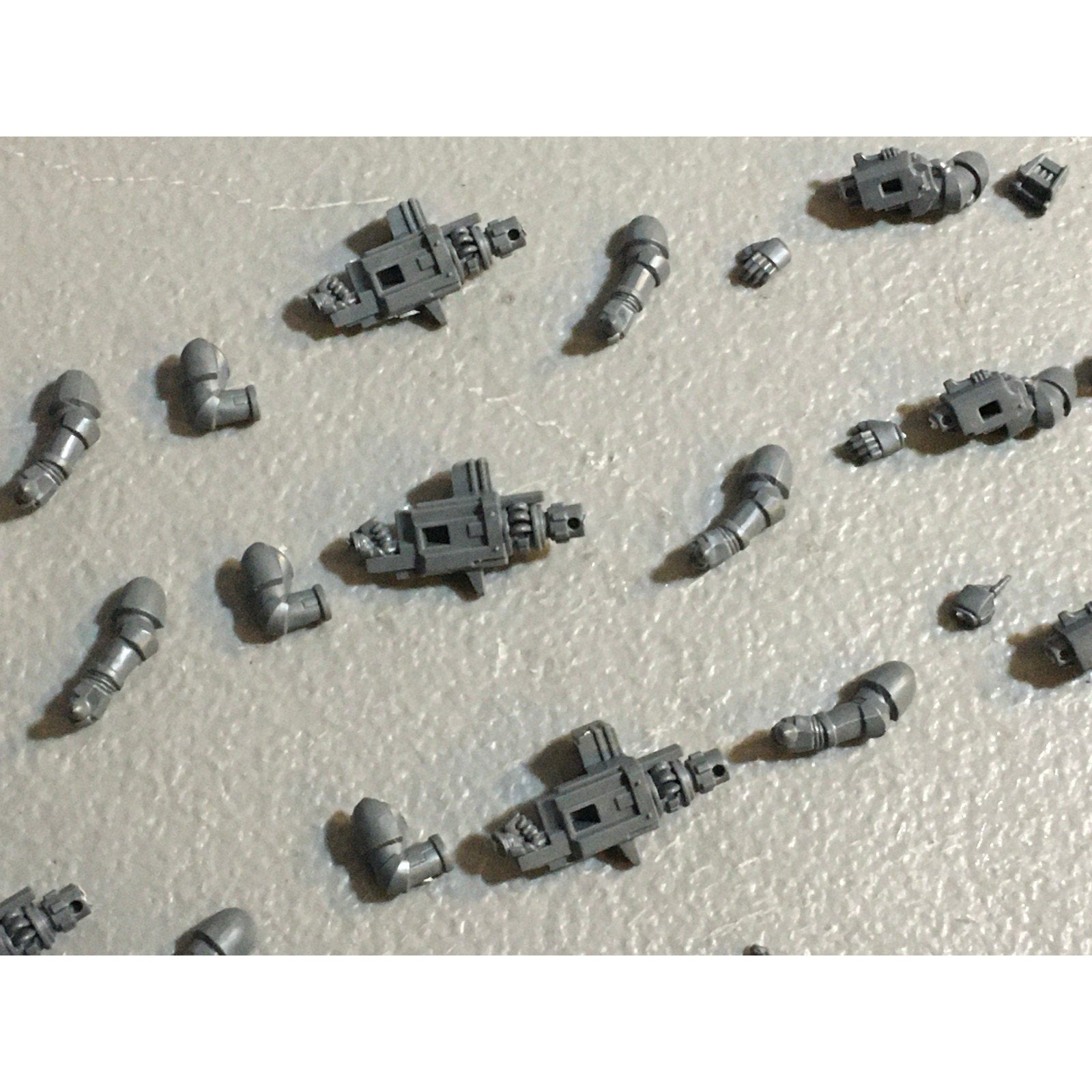 A29903 WARHAMMER 40K GREY KNIGHTS BITS LOT STRIKE PSYCANNONS STORM BOLTERS GW
