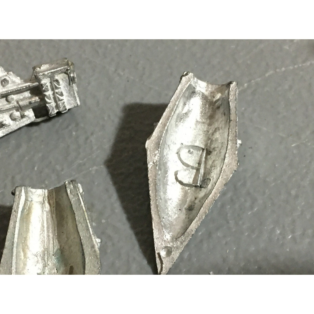 A22107 WARHAMMER 40K ELDAR CRAFTWORLDS GRAV TANK FIRE PRISM METAL BITS CRYS GEN