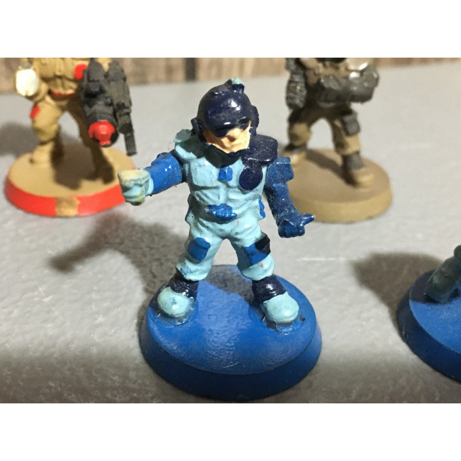A19986 WARHAMMER 40K IMPERIAL GUARD ROGUE TRADER RTB07 4 PK ASTRA INCOMPLETE