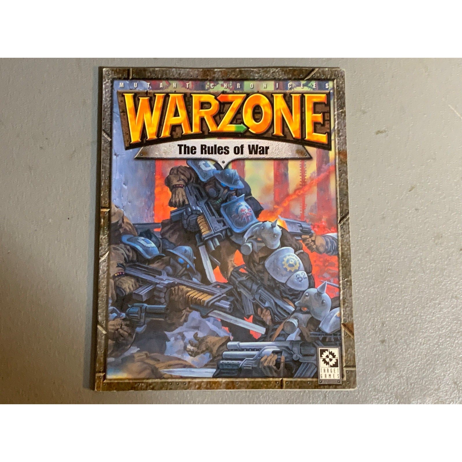A31657 WARZONE MUTANT CHRON HHG HEARTBREAKER ARMY BOOK PLAYED THE RULES OF WAR
