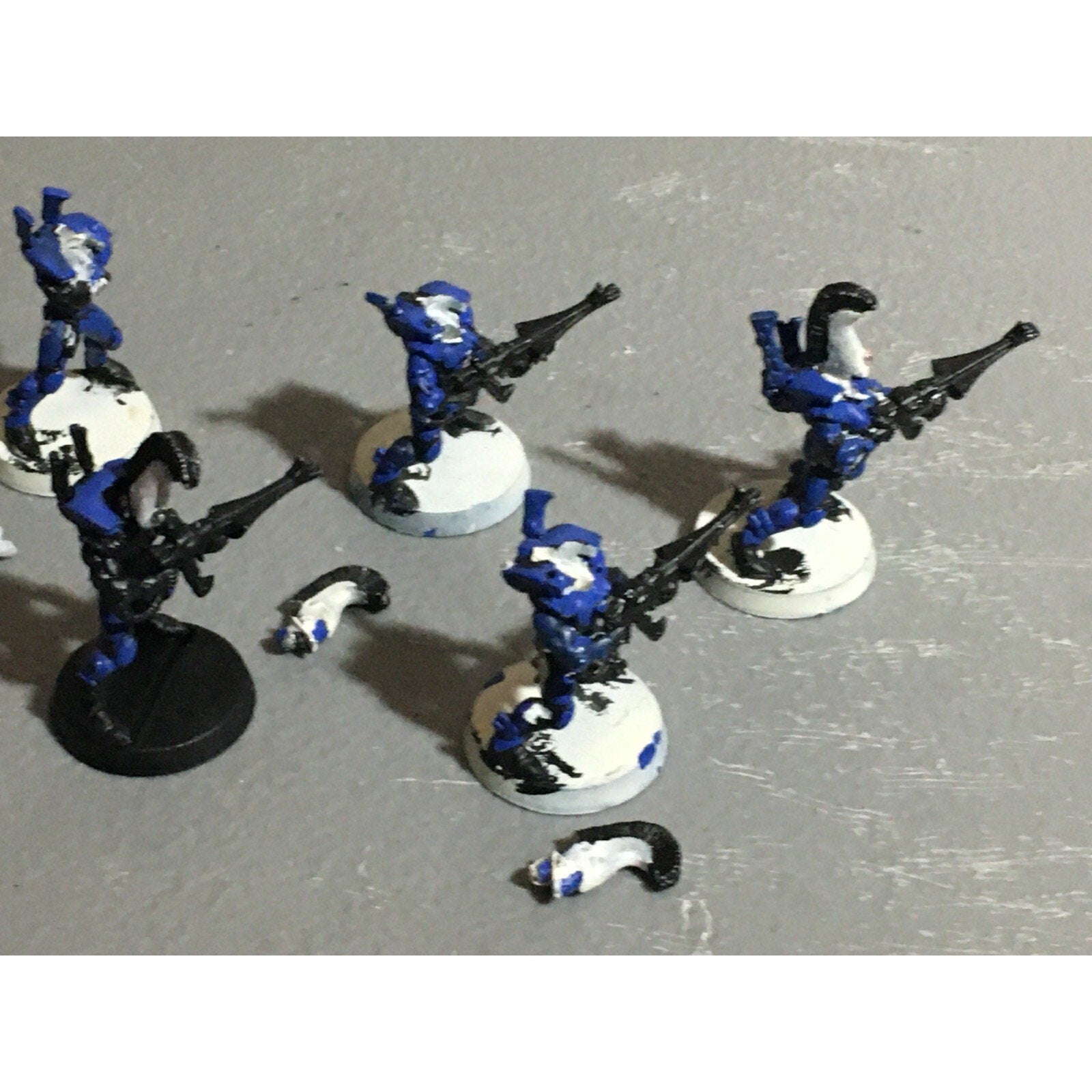 A22117 WARHAMMER 40K ELDAR CRAFTWORLDS DIRE AVENGERS METAL HEADS MISS 1 ARM GW