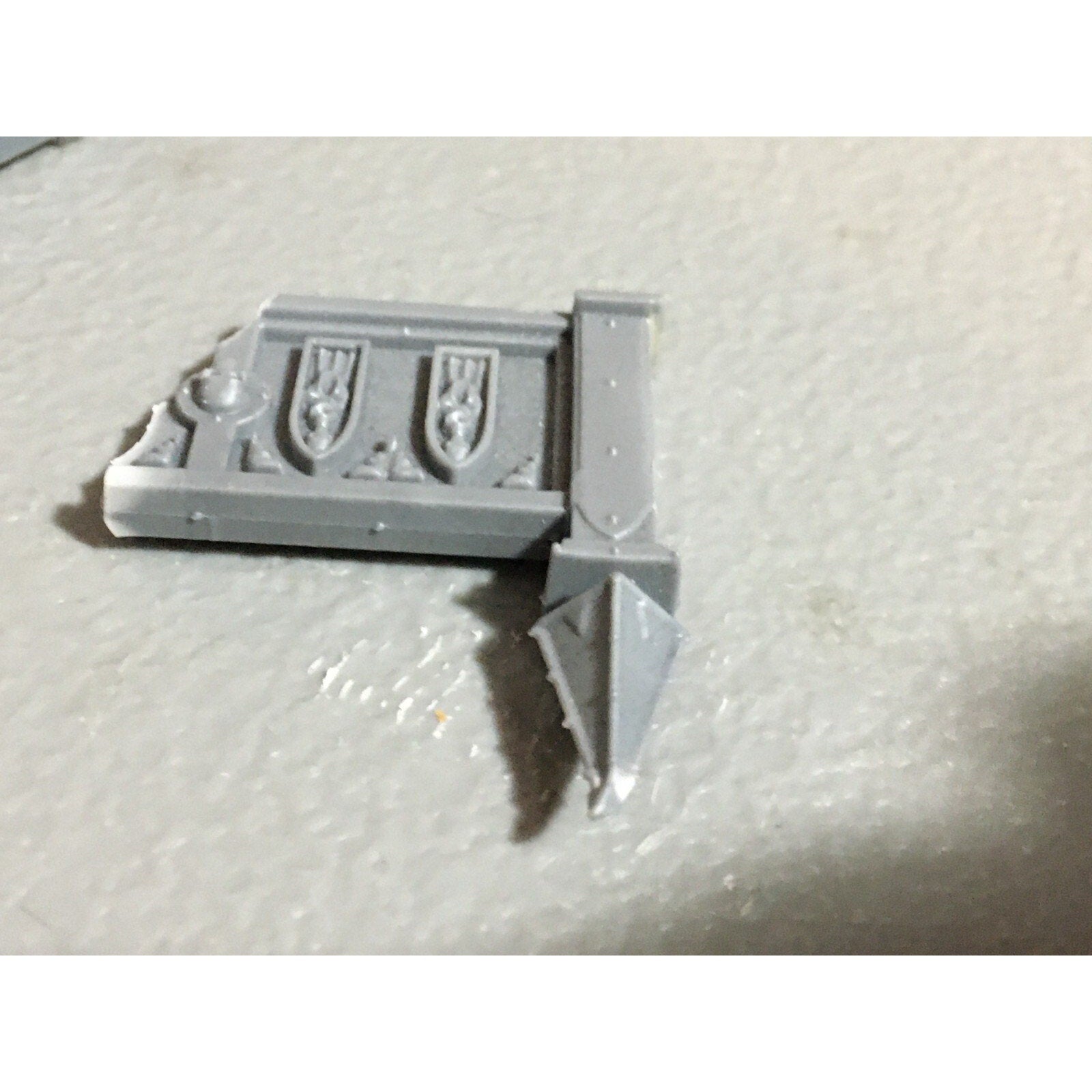 A20099 WARHAMMER 40K NECROMUNDA BITS LOT WALLS LIGHTS GAMES WORKSHOP