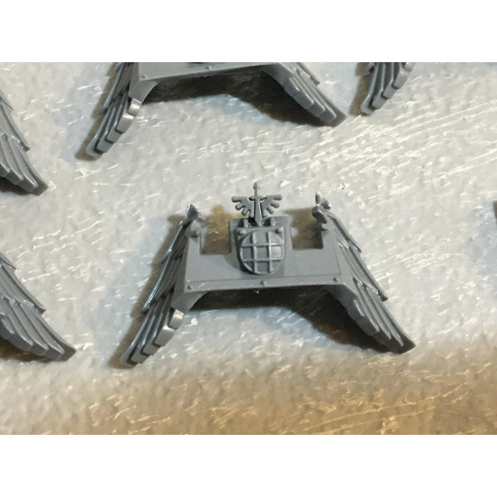 A29407 WARHAMMER 40K SPACE MARINES DARK ANGELS BITS LOT BIKE FRONT PLATES + LEGS