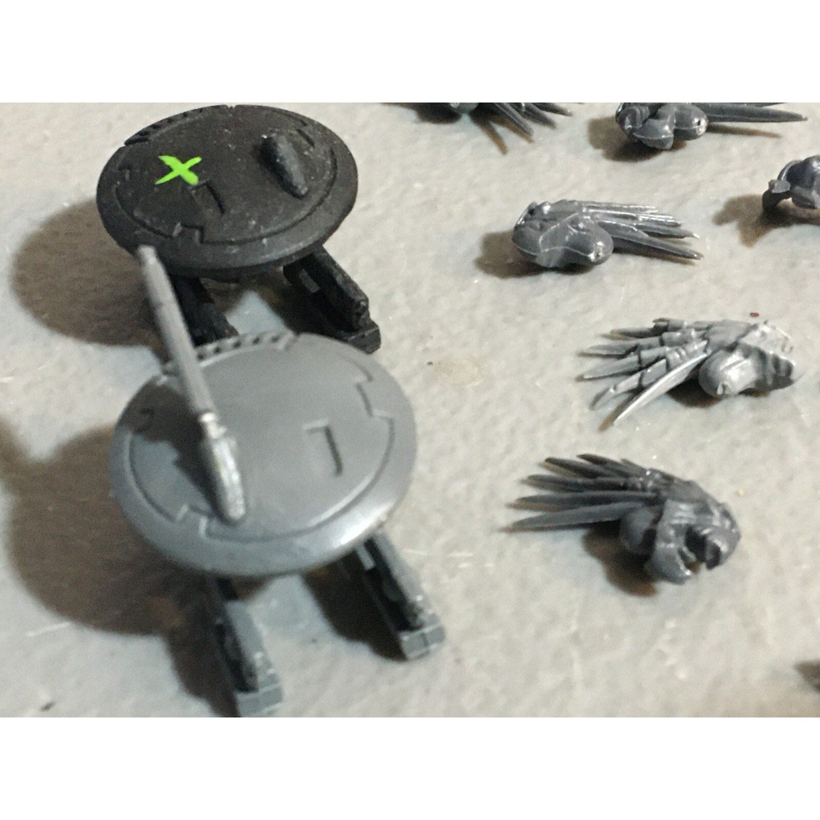 A23027 WARHAMMER 40K TAU EMPIRE BITS LOT KROOT GUNS HEADS GAMES WORKSHOP GW