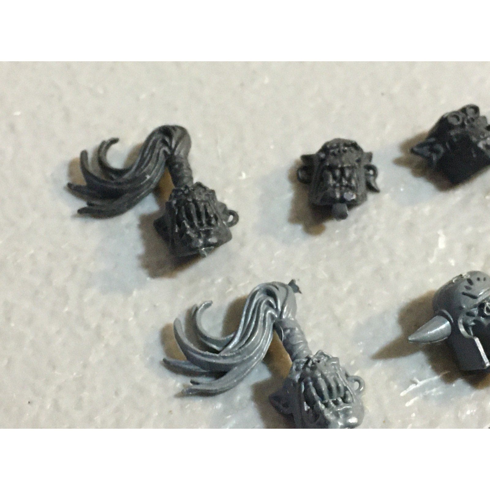 A33559 WARHAMMER 40K SPACE ORKS BITS LOT HEADS GW GAMES WORKSHOP