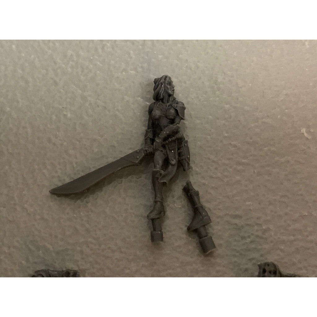 A10735 RACKHAM CONFRONTATION PLASTIC KELT FIANNAS & DRAC MAC SYRO