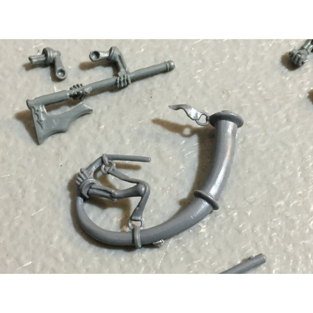 A23422 WARHAMMER FANTASY VAMPIRE COUNTS UNDEAD BITS LOT SKELETON WIGHT MIXED GW