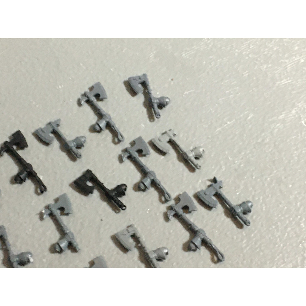 A22210 WARHAMMER FANTASY CHAOS MORTALS BITS LOT AXE HANDS GAMES WORKSHOP