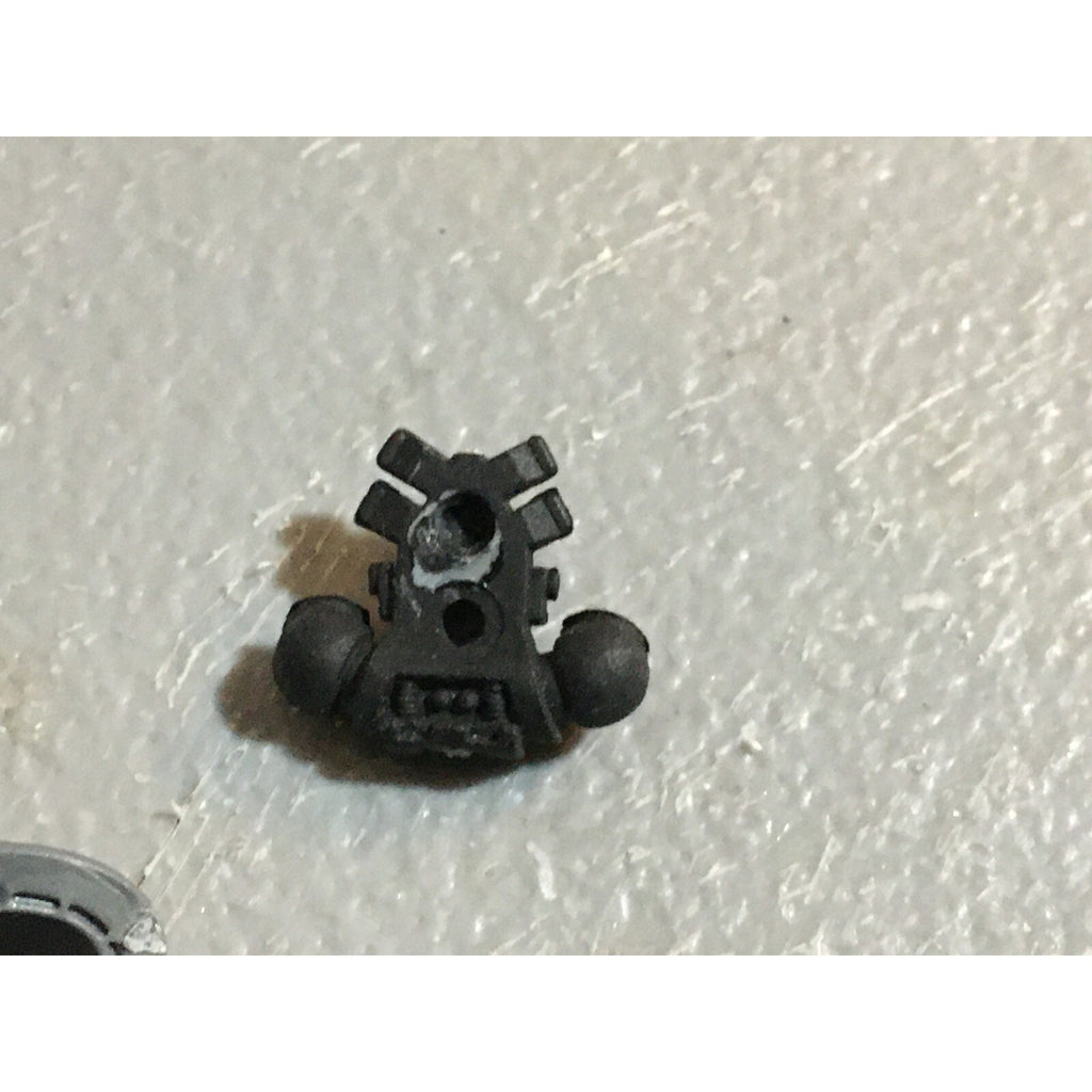 A23089 WARHAMMER 40K SPACE MARINES BITS LOT MIXED MISSILE TORSOS SHOULDERS GW