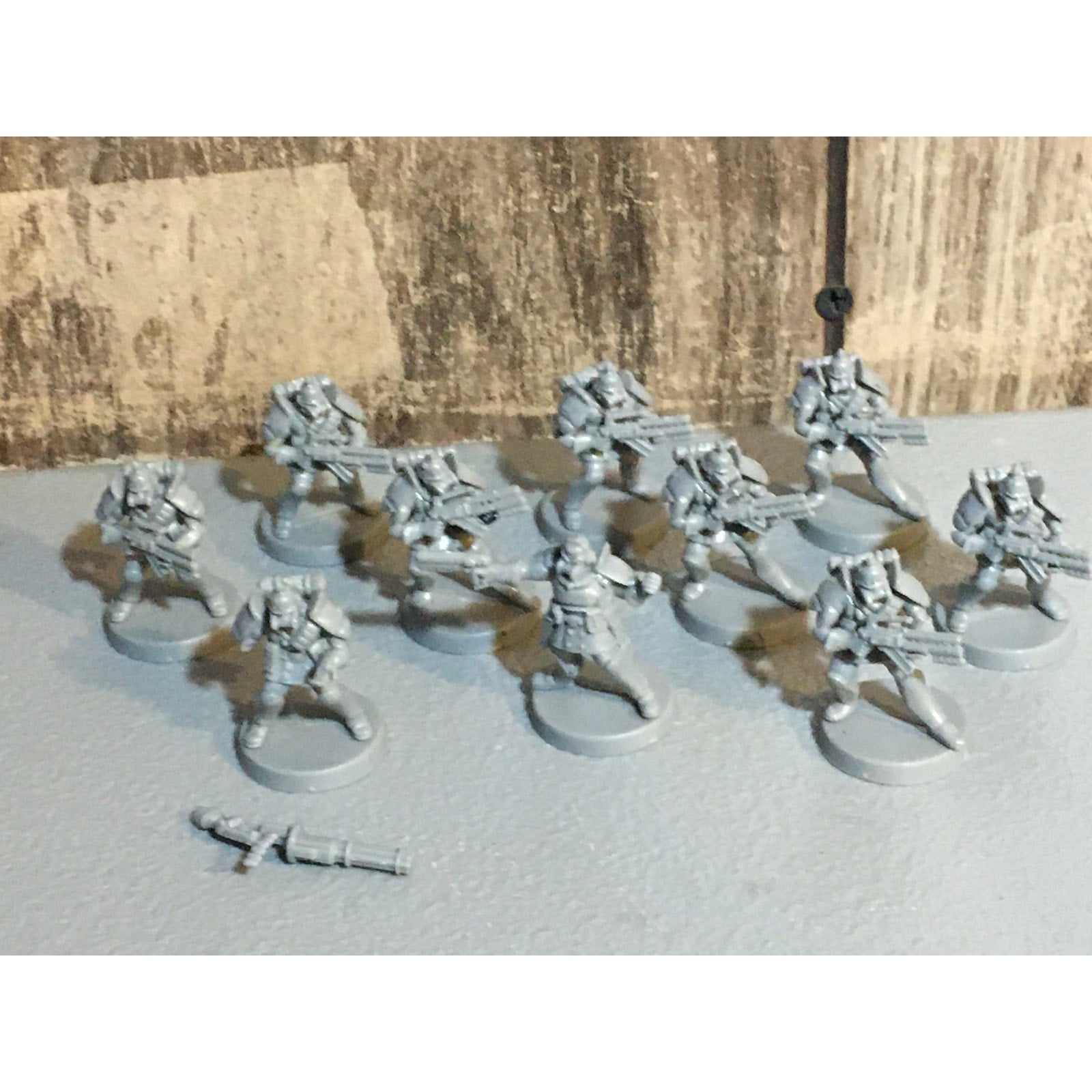 A30062 UNKNOWN TABLE TOP SCI-FI POWER ARMOR SOLDIERS 10 PK WAR GAMES