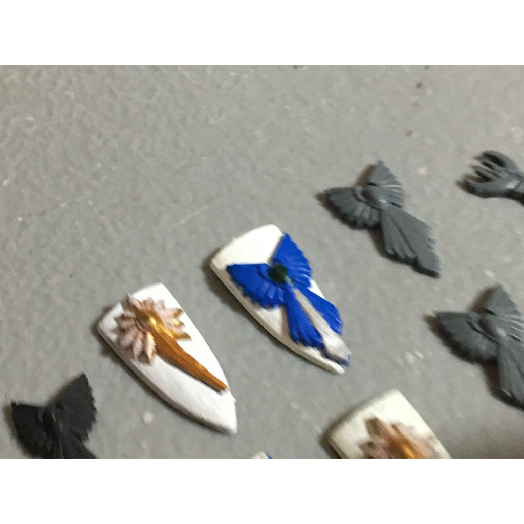 A22055 WARHAMMER FANTASY HIGH ELVES BITS LOT SHIELDS & ICONS GW GAMES WORKSHOP