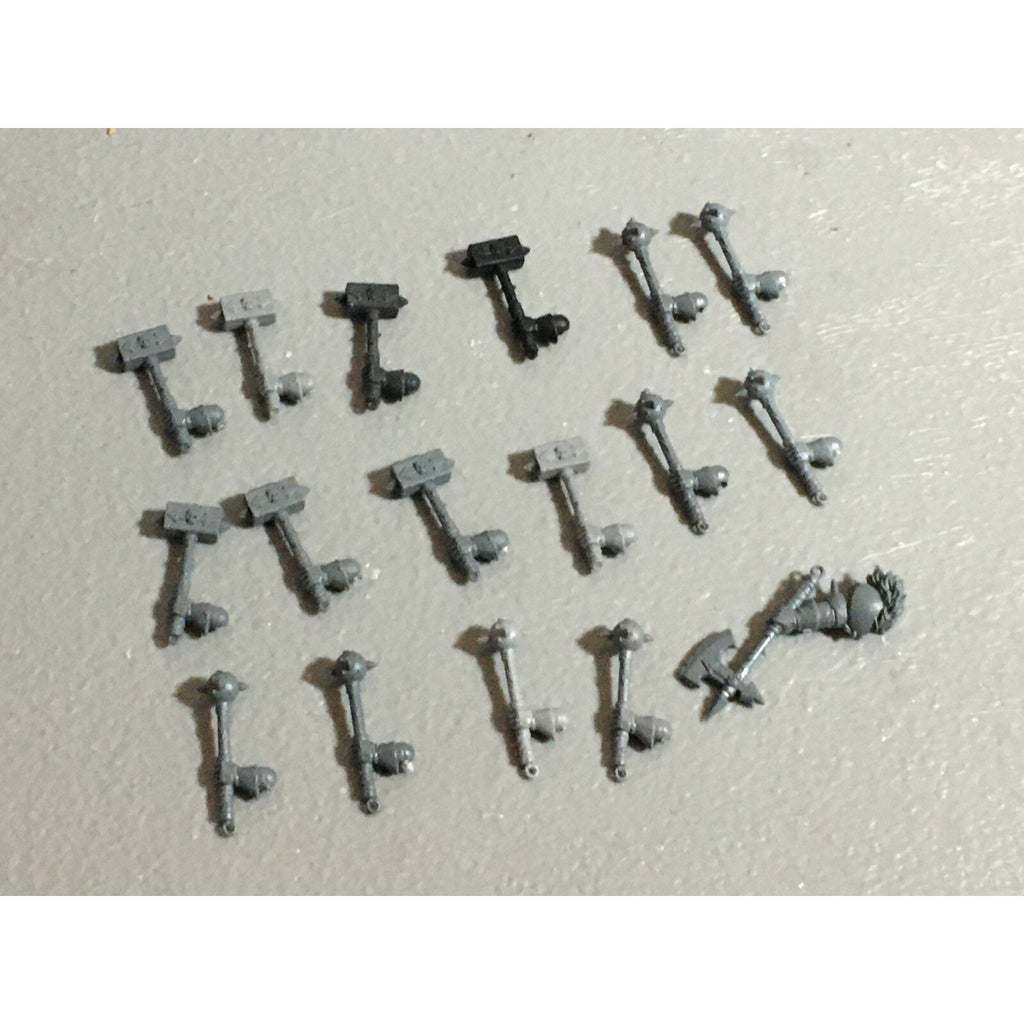 A22216 WARHAMMER FANTASY CHAOS MORTALS BITS LOT HAMMER HANDS GAMES WORKSHOP