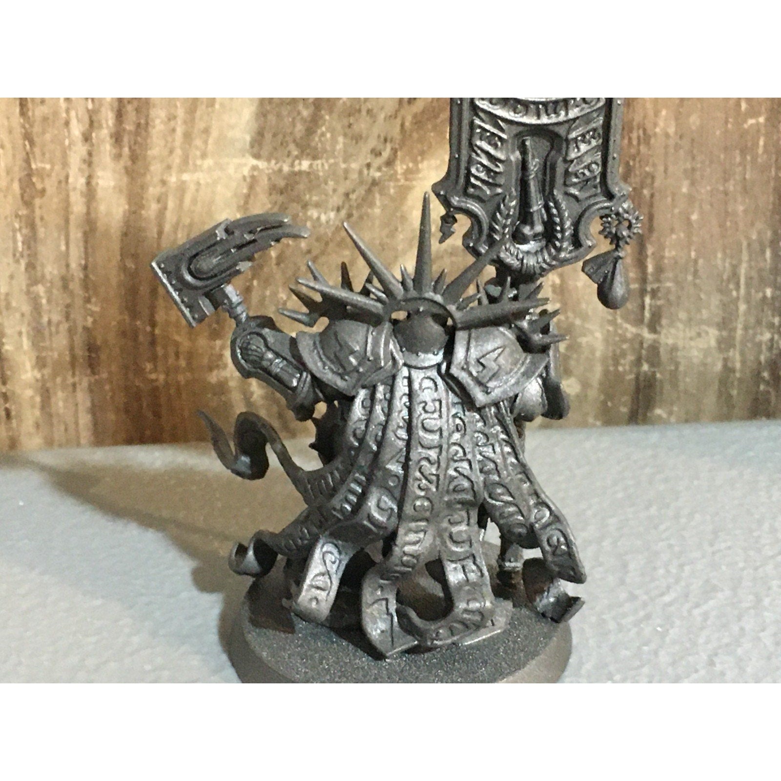 A24321 WARHAMMER AOS SIGMAR STORMCAST ETERNALS LORD RELICTOR GW