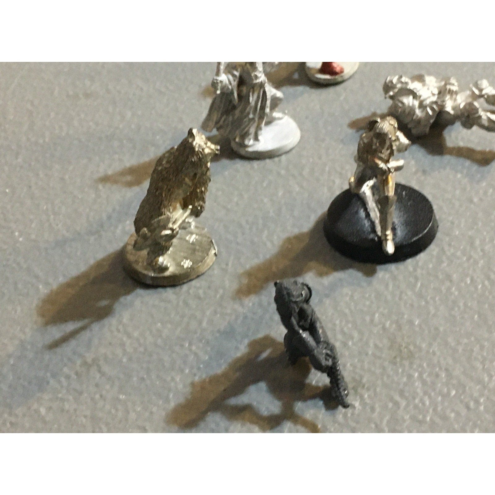 A34035 UNKNOWN METAL MINIATURES FANTASY MIXED LOT HUMAN ELF WARRIOR MISS HANDS