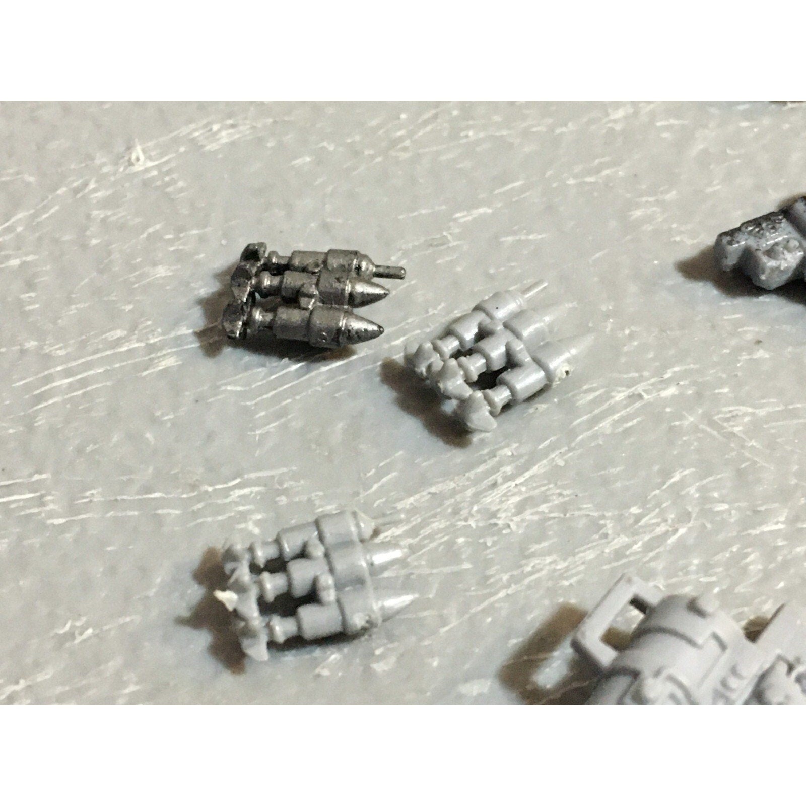 A23265 WARHAMMER 40K SPACE MARINES BITS LOT MIXED HEAVY BACKPACK MISSILE GW