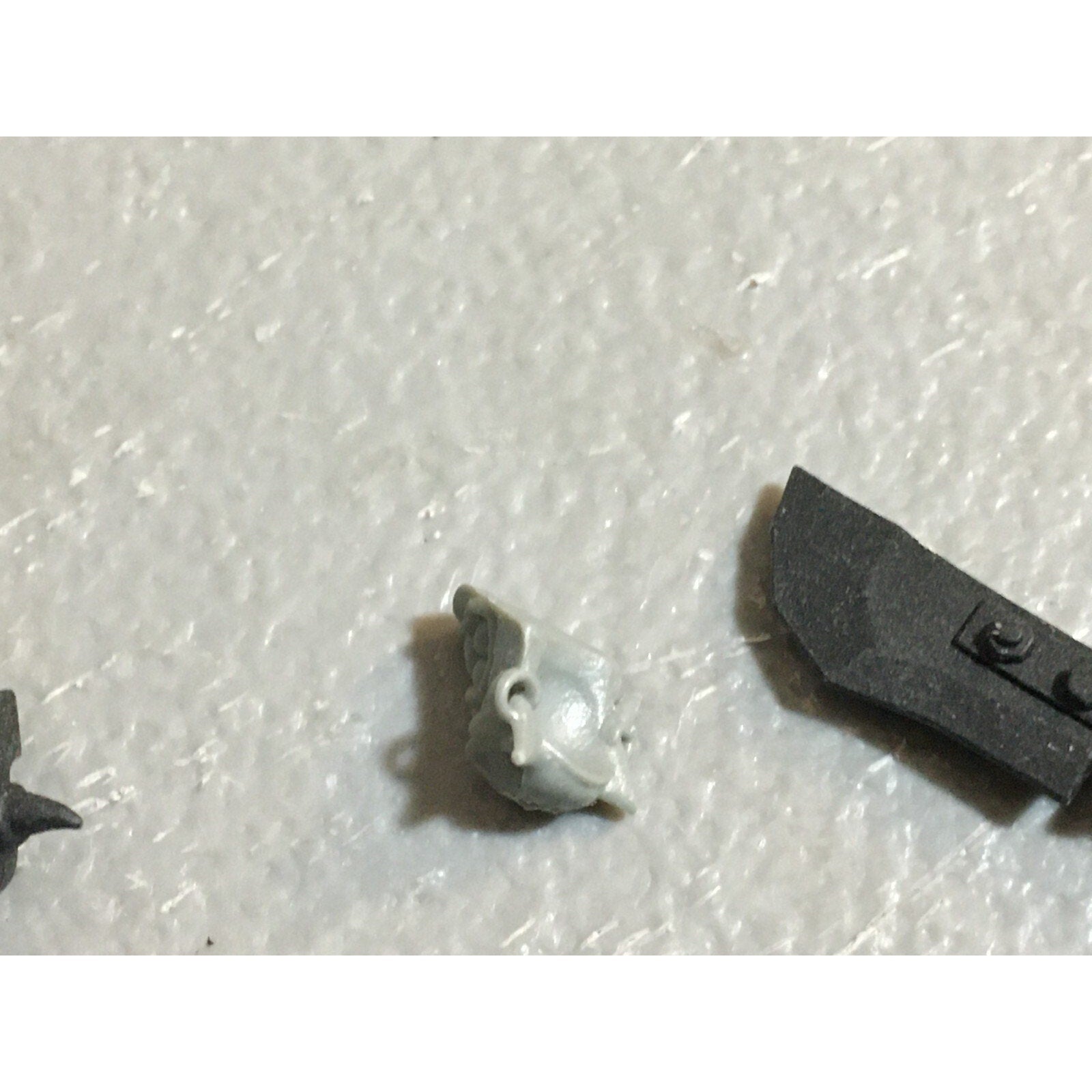 A23012 WARHAMMER 40K SPACE ORKS BITS LOT MIXED HEADS ARMS SHOOTAS GAMES WORKSHOP