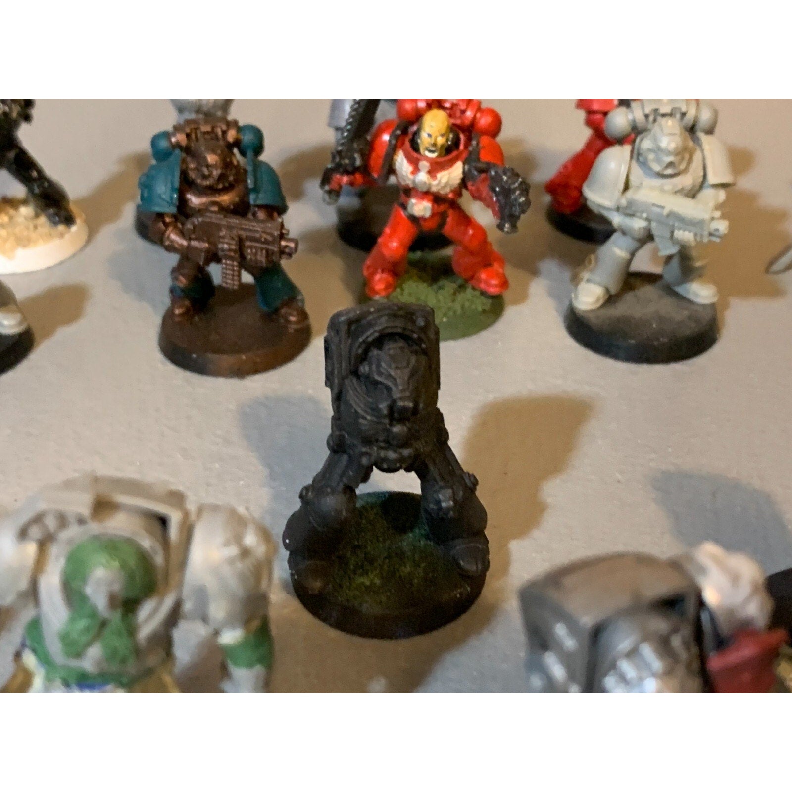 A23056 WARHAMMER 40K SPACE MARINES BITS LOT INCOMPLETE TERMINATOR TACTICAL