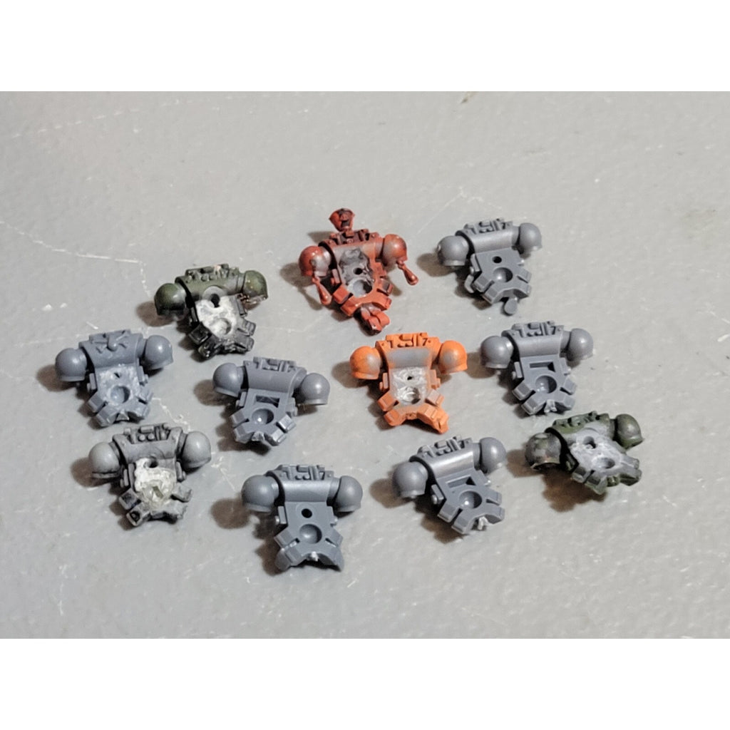A19067 WARHAMMER 40K SPACE MARINES BLOOD ANGELS BACKPACK 11 PK BITS LOT