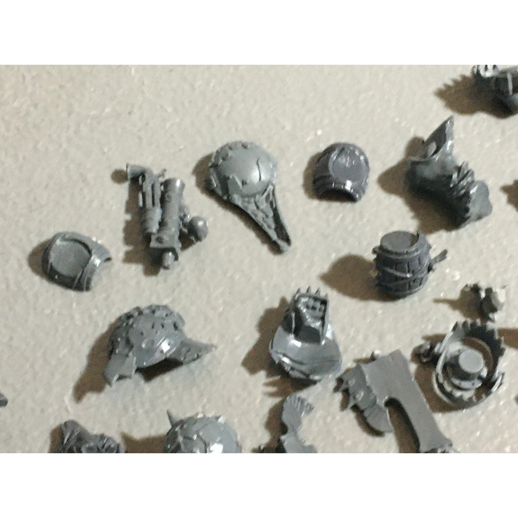 A22070 WARHAMMER FANTASY OGRE KINGDOMS BITS LOT MIXED GAMES WORKSHOP GW