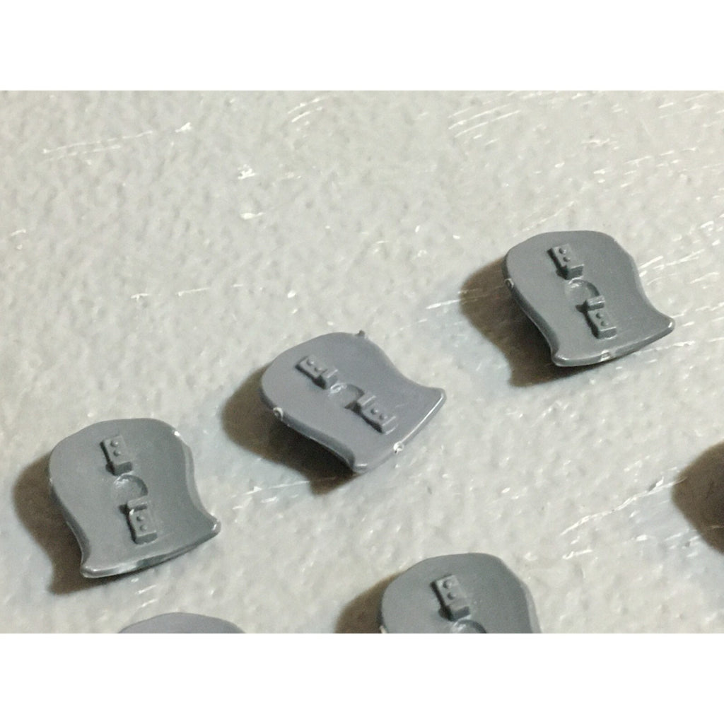 A23407 WARHAMMER FANTASY VAMPIRE COUNTS UNDEAD BITS LOT SHIELDS GAMES WORKSHOP