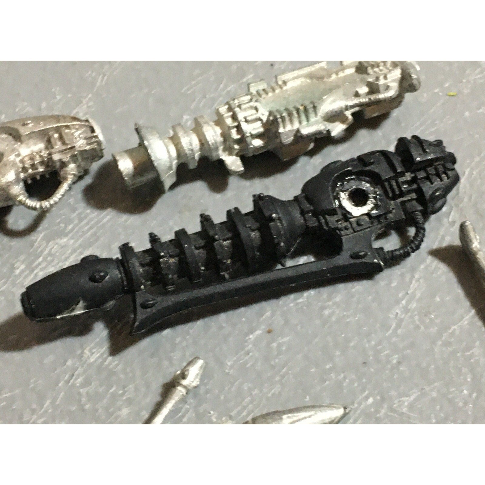 A22393 WARHAMMER 40K ELDAR CRAFTWORLDS METAL BITS LOT WEAPONS GAMES WORKSHOP GW