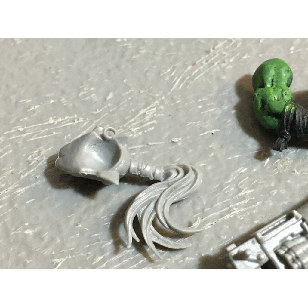A23012 WARHAMMER 40K SPACE ORKS BITS LOT MIXED HEADS ARMS SHOOTAS GAMES WORKSHOP